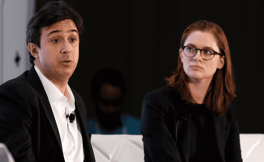 Tezos Infighting Moves from Board Room to Internet Forums